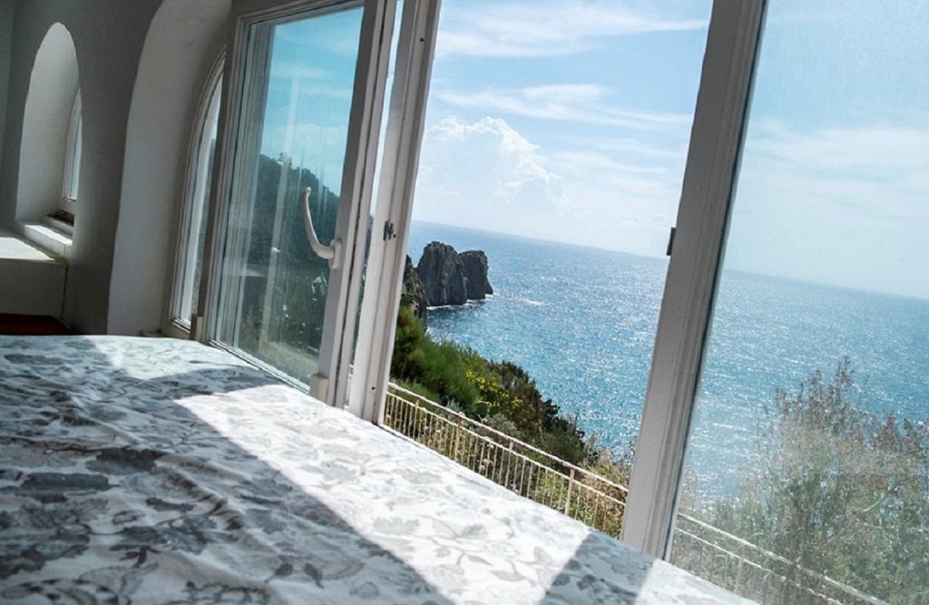 Apartament Raffaele Ponza Pokój zdjęcie